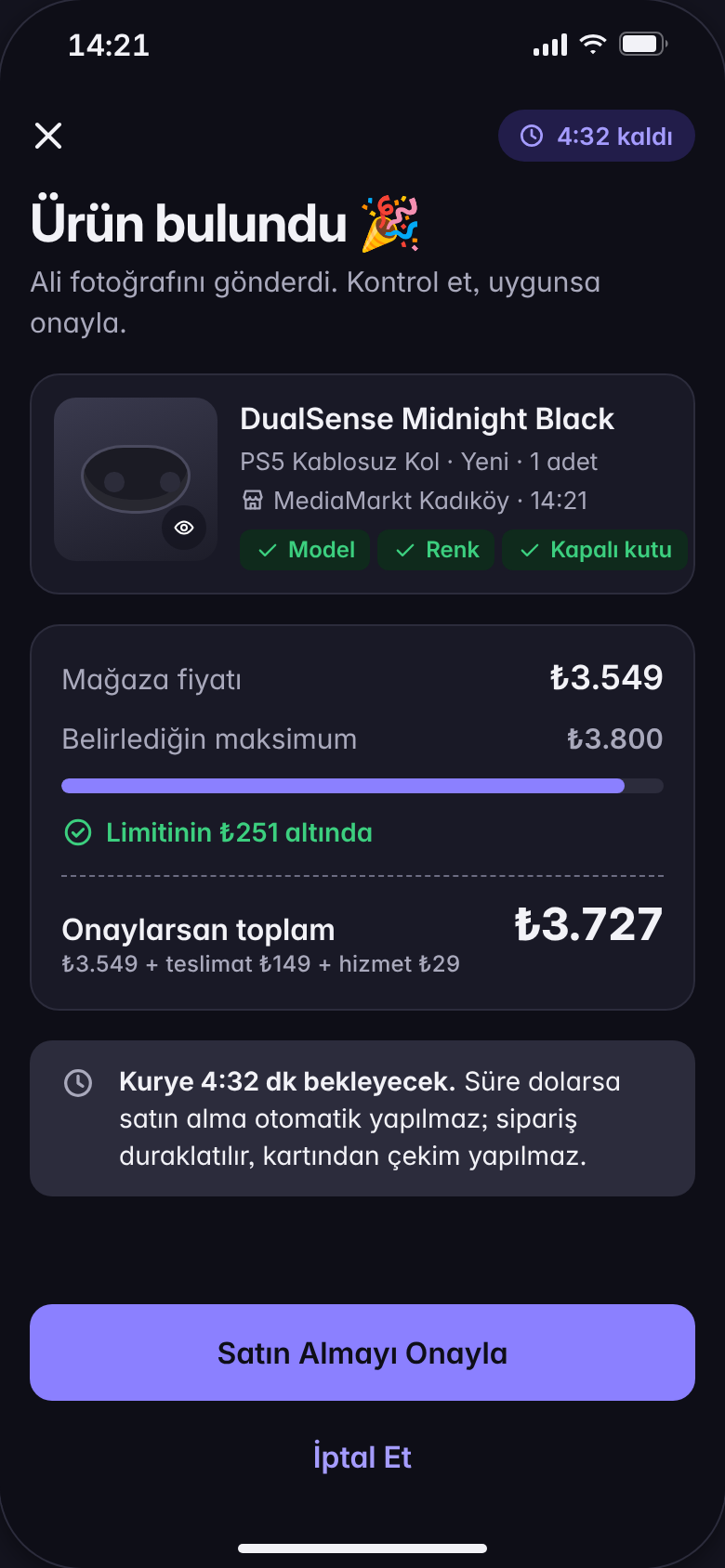 “Ürün bulundu” ekranı: kuryenin çektiği DualSense fotoğrafı, mağaza fiyatı ₺3.549, limitin ₺251 altında, onaylanırsa toplam ₺3.727